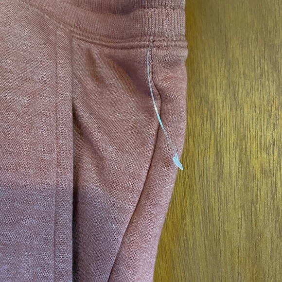 Old Navy NWOT Joggers - Picture 3 of 4
